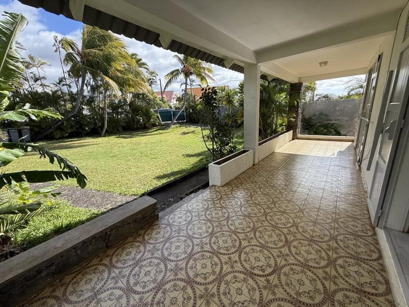 Maison - 202 m² - 7 pièces