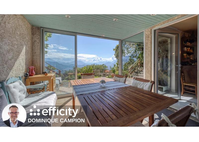 Villa - 196 m² - 8 pièces