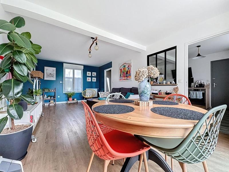 Maison - 101 m² - 5 pièces