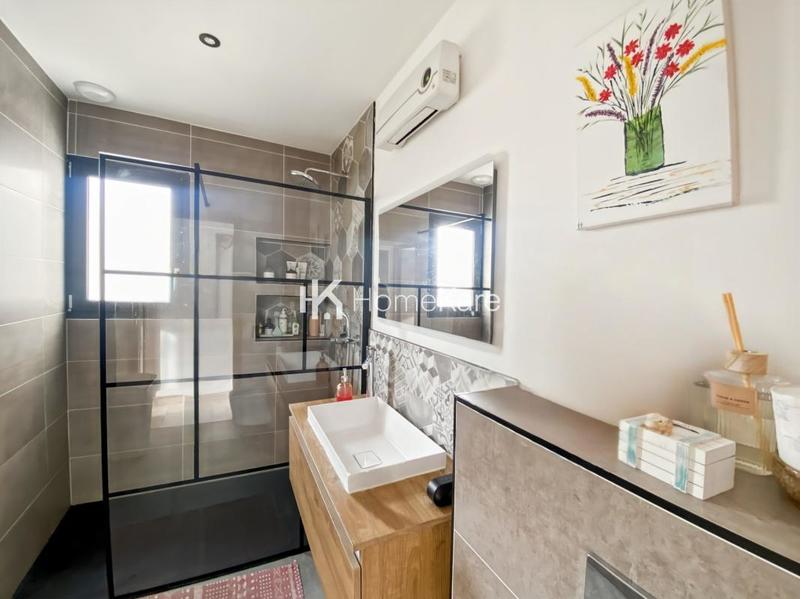 Maison - 175 m² - 7 pièces