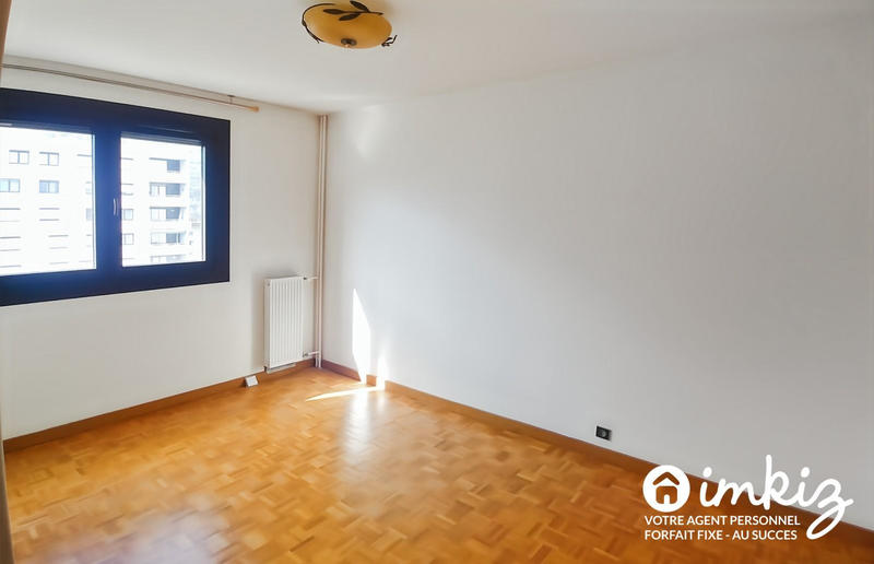 Appartement - 81 m² - 3 pièces