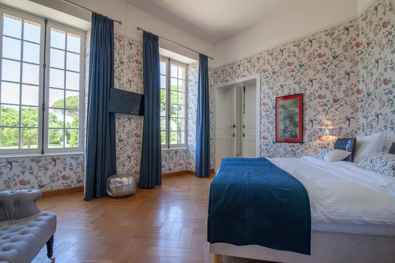 Maison - 655 m² - 20 pièces