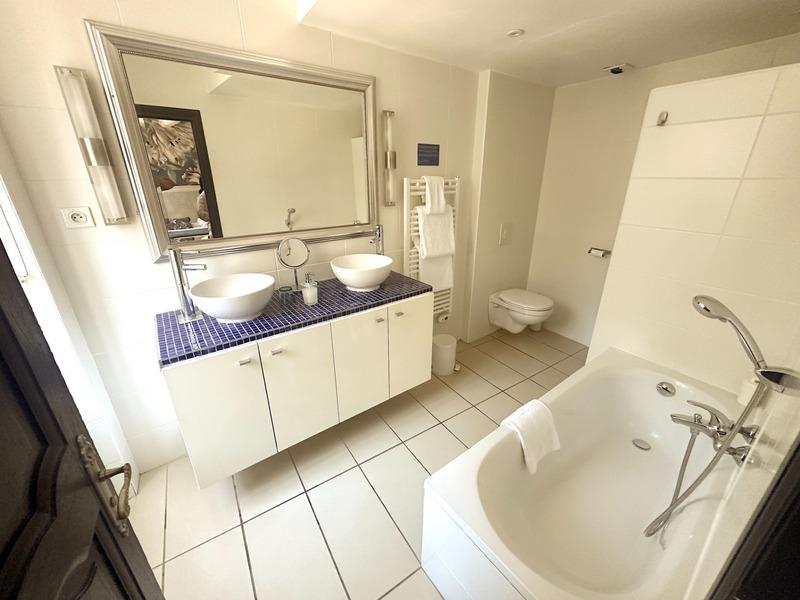 Fonds de commerce - 600 m²