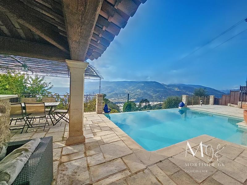 Maison - 130 m² - 6 pièces