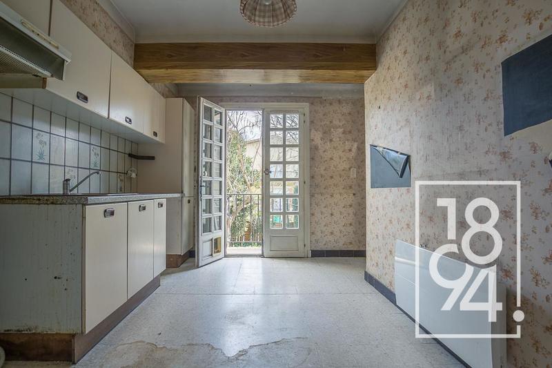 Maison - 181 m² - 6 pièces