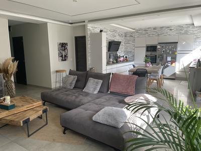 Maison traditionnelle - 129 m² - 6 pièces