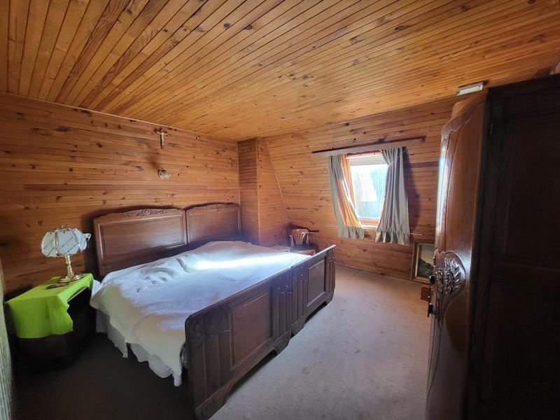 Maison - 210 m² - 7 pièces