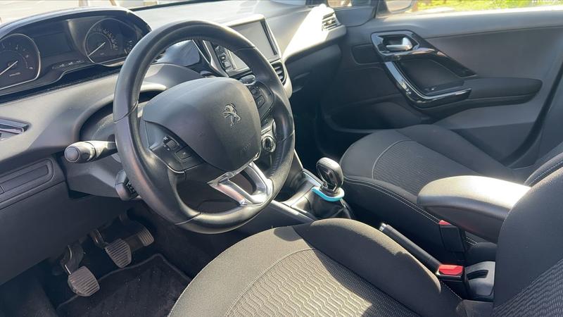 Peugeot 208 1.6 BlueHdi 100 Active Business