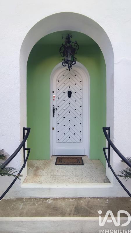 Maison - 196 m² - 6 pièces