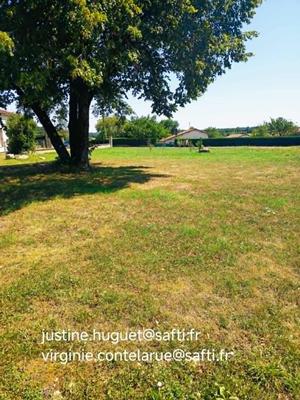 Maison - 255 m² - 3 pièces