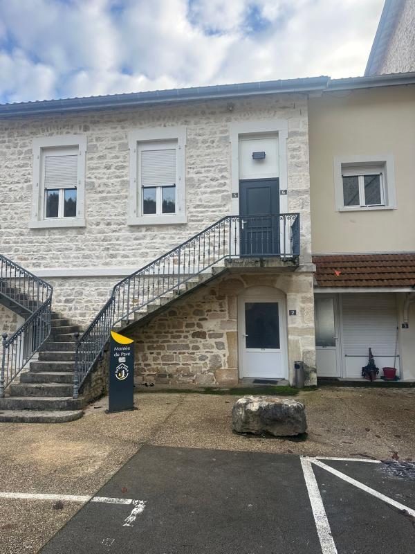 Appartement - 90 m² - 6 pièces