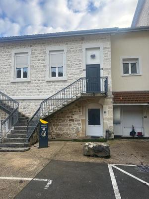 Appartement - 90 m² - 6 pièces