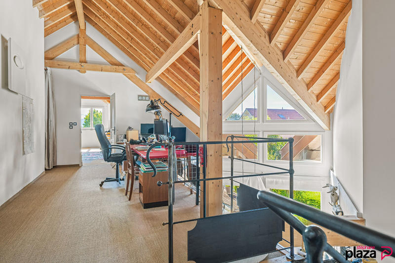 Maison - 350 m² - 8 pièces