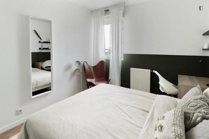Chambre - 9 m² - 4 pièces
