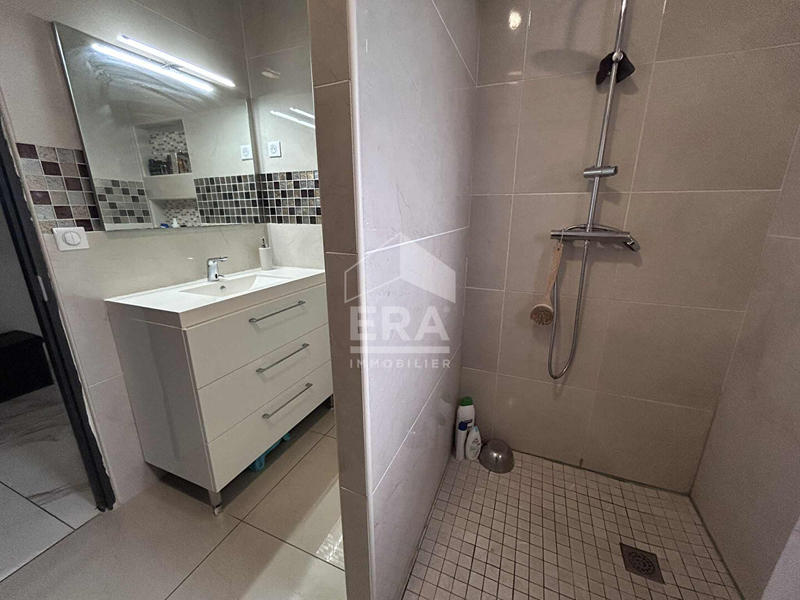 Maison - 175 m² - 8 pièces