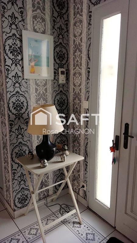 Maison - 224 m² - 11 pièces