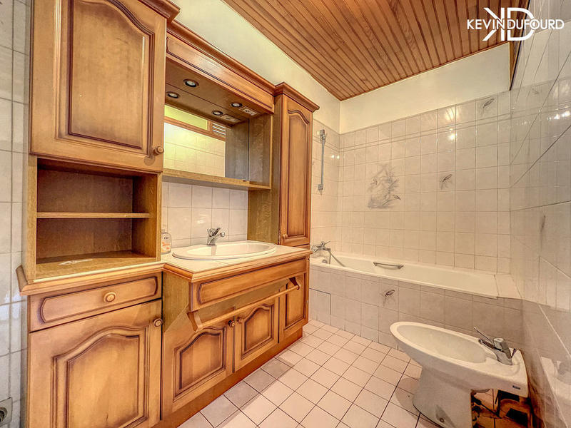 Immeuble - 200 m² - 5 pièces