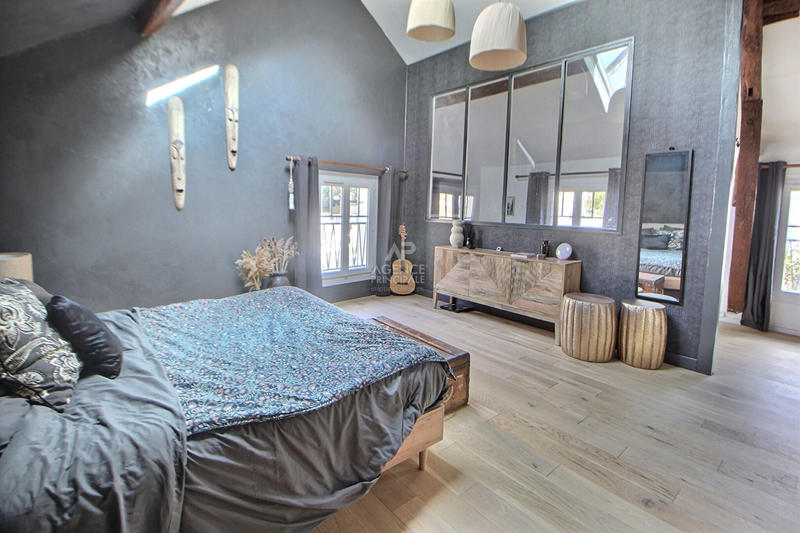 Maison - 165 m² - 6 pièces