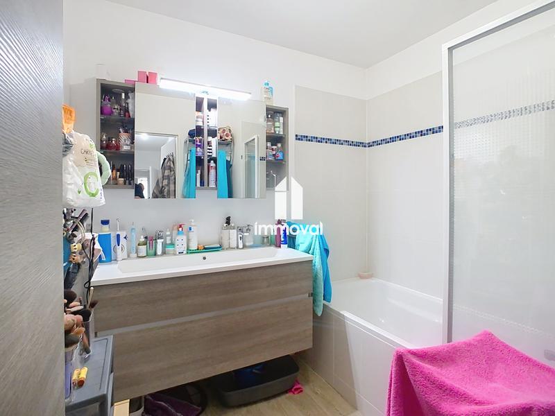 Appartement - 80 m² - 4 pièces