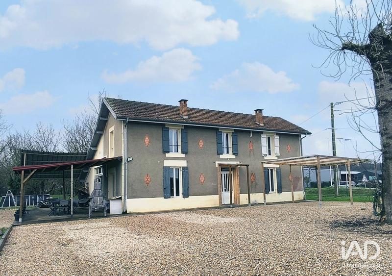Maison - 204 m² - 7 pièces
