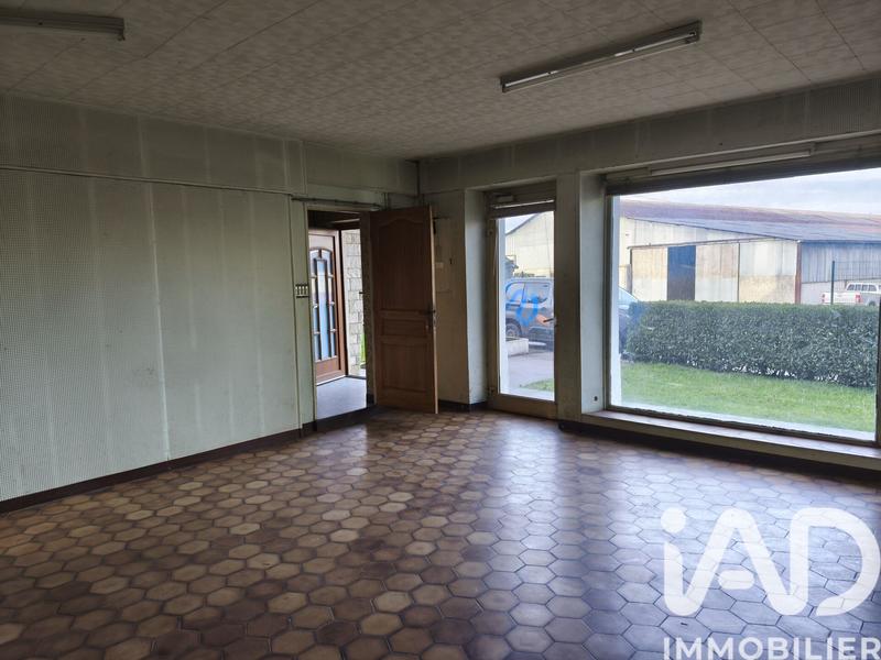 Maison - 233 m² - 7 pièces