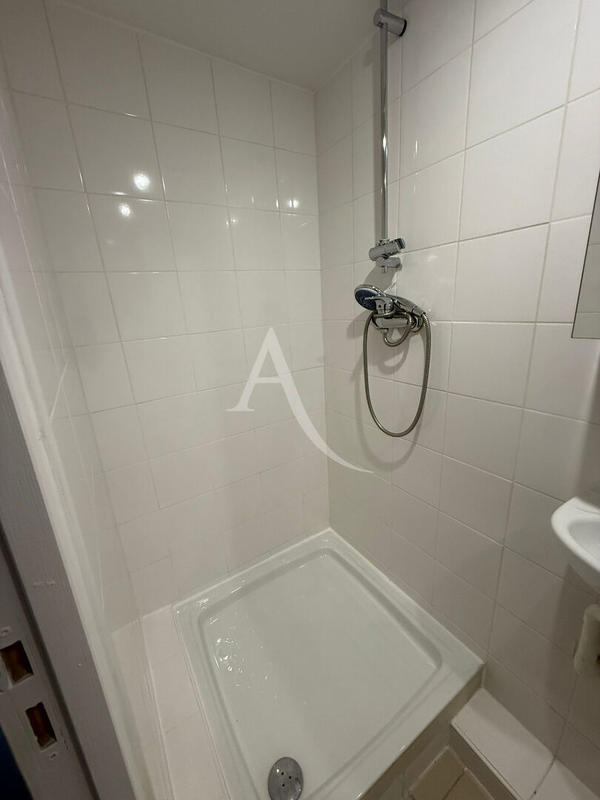 Immeuble - 10 pièces