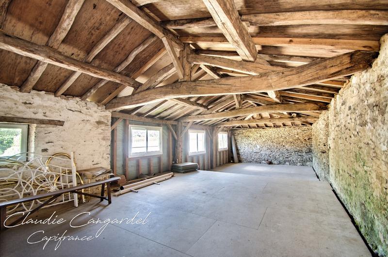 Maison - 144 m² - 8 pièces