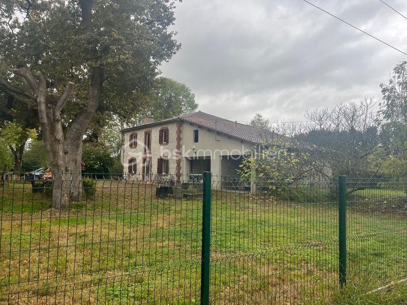 Maison - 89 m² - 3 pièces