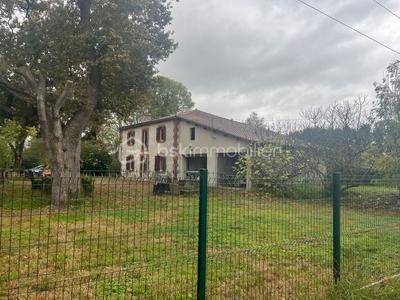 Maison - 89 m² - 3 pièces