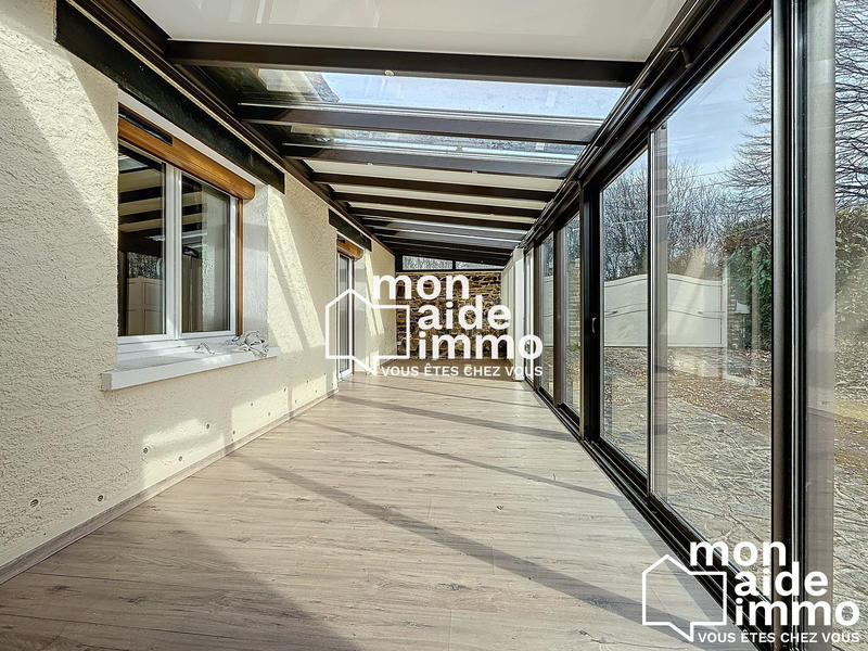 Maison - 250 m² - 7 pièces