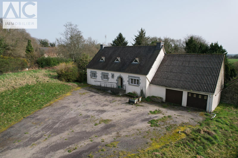 Maison - 102 m² - 5 pièces