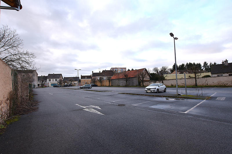 Local commercial - 1 002 m²