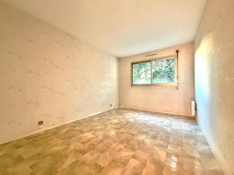 Appartement - 79 m² - 3 pièces