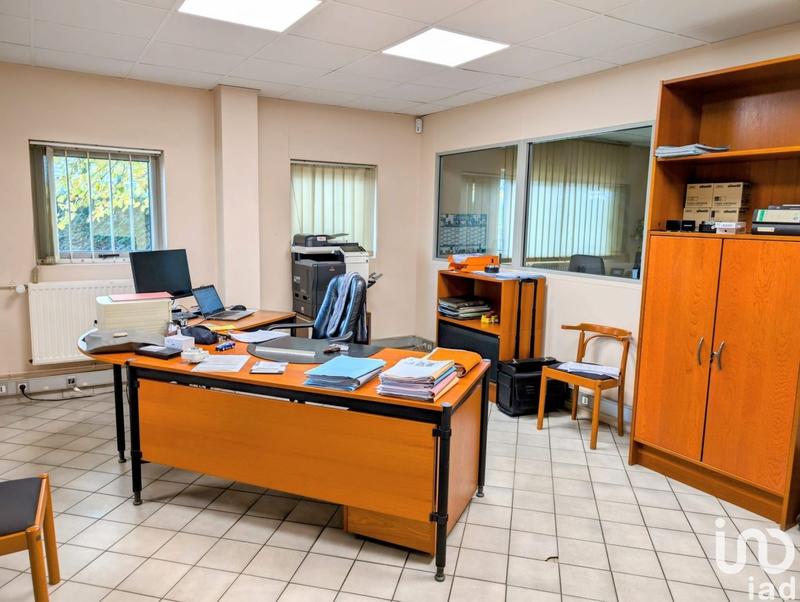 Local commercial - 1 717 m²