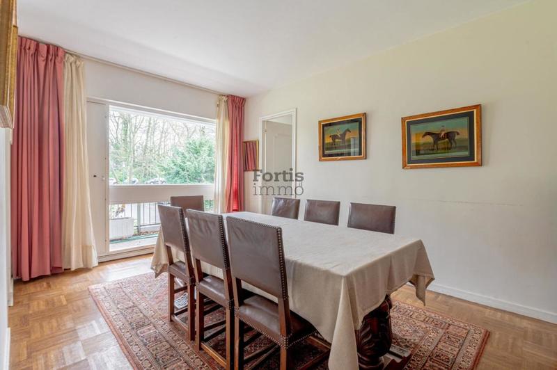 Appartement - 161 m² - 6 pièces