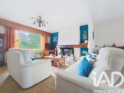 Maison - 200 m² - 6 pièces