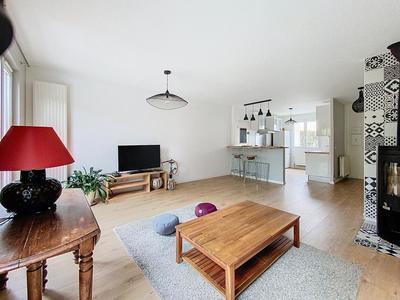 Maison - 87 m² - 4 pièces