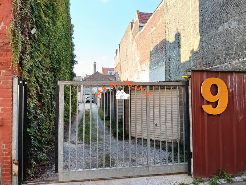 Parking / Garage - 17 m²