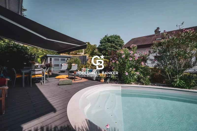 Maison - 179 m² - 7 pièces