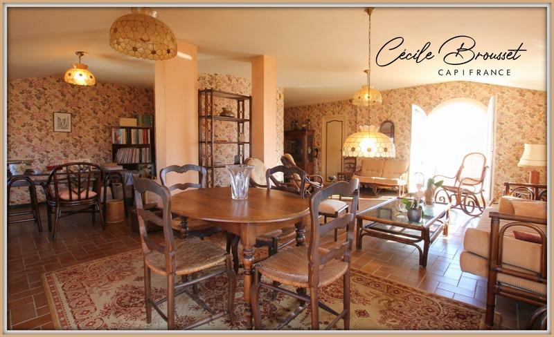 Villa - 286 m² - 11 pièces