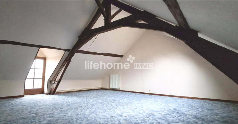 Maison - 181 m² - 9 pièces