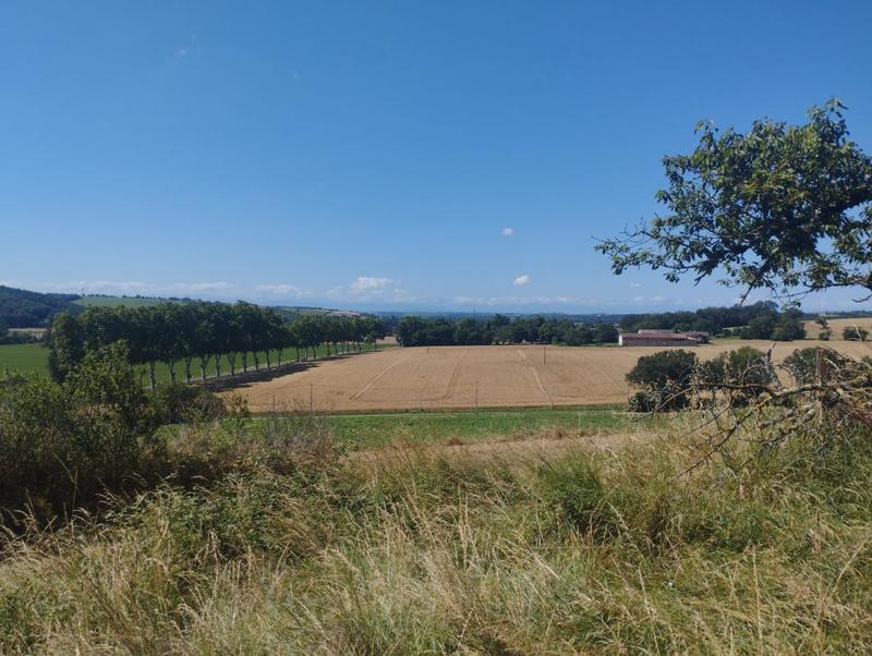 Maison - 400 m² - 1 pièce