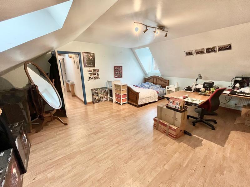 Corps de ferme - 263 m² - 13 pièces