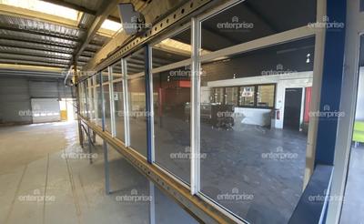 Local commercial - 1 000 m²