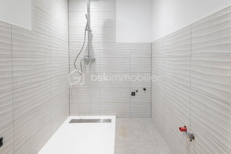 Appartement - 92 m² - 4 pièces