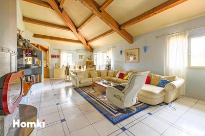 Maison - 394 m² - 12 pièces