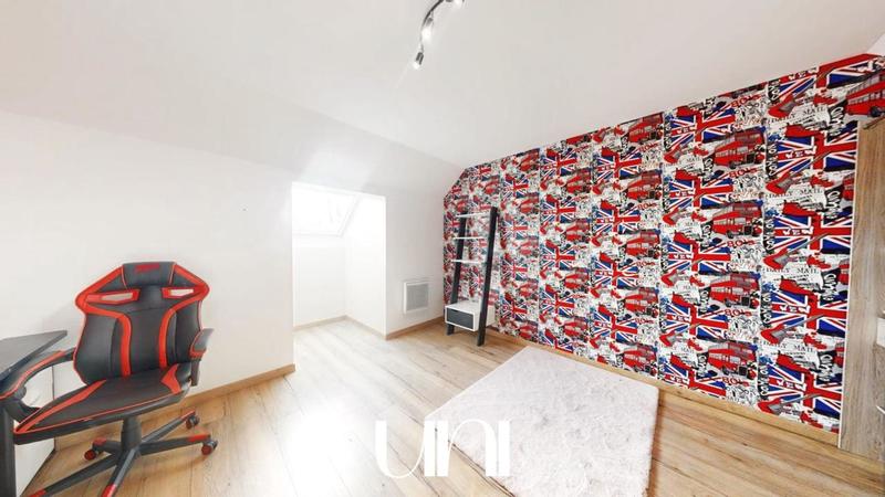 Maison - 180 m² - 6 pièces