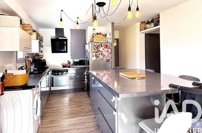 Appartement - 72 m² - 4 pièces