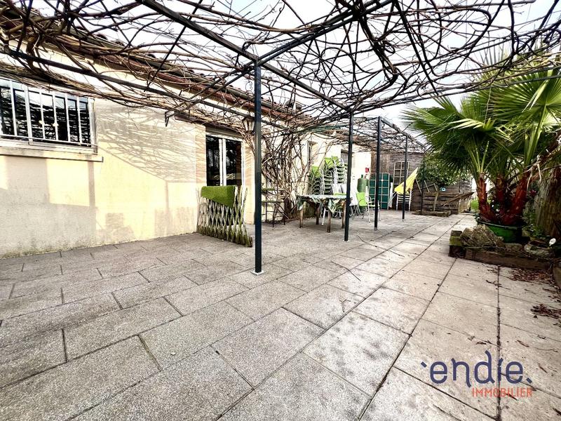 Fonds de commerce - 200 m²