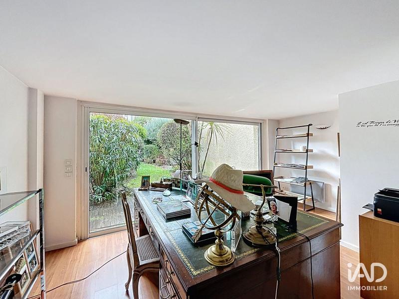 Maison - 320 m² - 9 pièces